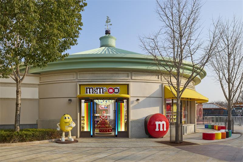 图注3：全球首家M&M'S品牌AR互动体验门店启幕